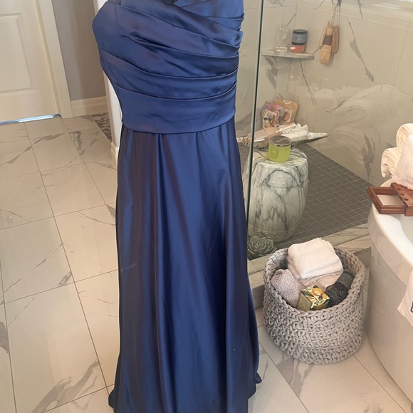 COPY - Ralph Lauren evening, blue bustiers, formal gown, size 6 - Picture 12 of 17